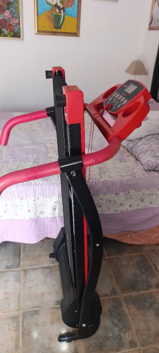 Cinta de correr Lufthous Fitness roja