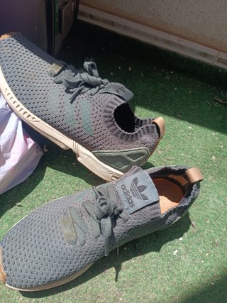 Zapatillas Adidas Grises y Verdes