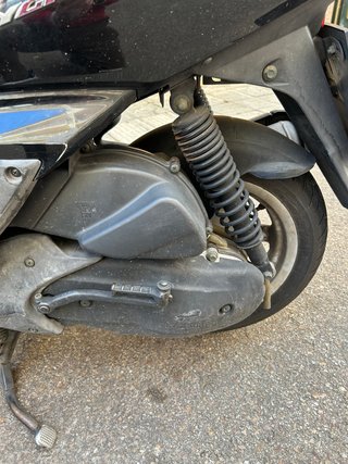 Yamaha Cygnus Scooter Negra