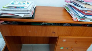 Cama nido de madera con escritorio y cajones
