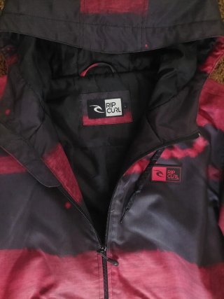 Chamarra Rip Curl cortavientos granate/negro