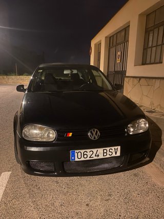 Volkswagen Golf 2002