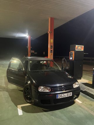 Volkswagen Golf 2002