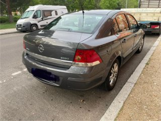 Opel Astra 2010
