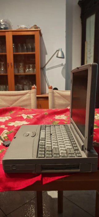 Toshiba Satellite 210CS Intel Pentium