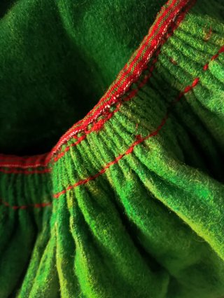 Manteo o Saya Tradicional Verde