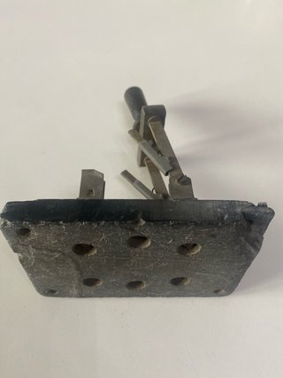 Antiguo interruptor cuchilla bifásico