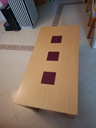 Mesa de centro madera y cristal elevable.