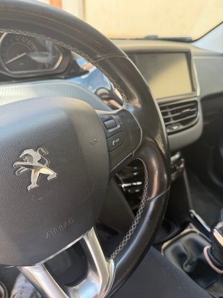 Peugeot 2008 2015