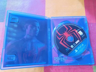 PS4 Spiderman y Spiderman Miles Morales