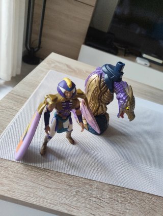 Figura Dragón Fly Peak