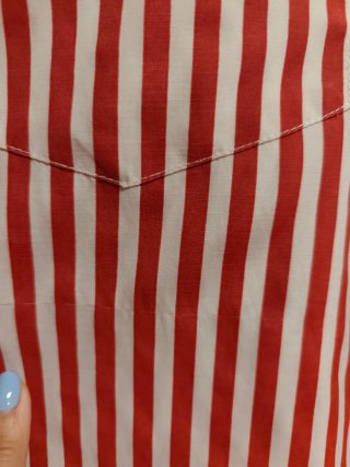 Camisa de chica talla L de Stradivarius.