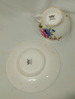 Taza y platillo vintage porcelana inglesa Bone Chi