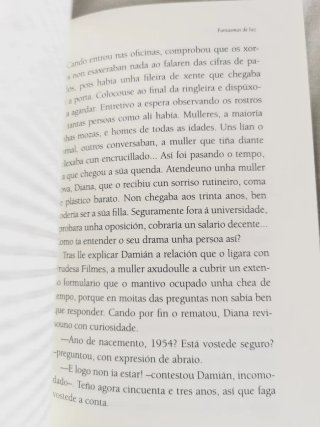 Libro lectura juvenil: Fantasmas de luz