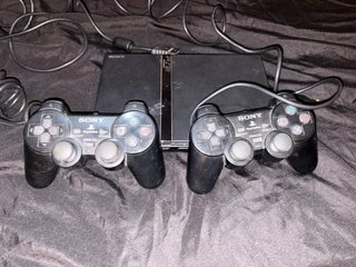 PS2 Slim Sony Nera + Controller, Cavi e Gioco