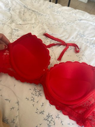 Sujetador rojo encaje