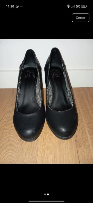 Zapatos de tacón EMM SHU negros