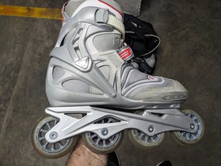 Patines en línea ,Rollerblade y protectores