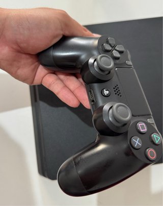 PACCHETTO PS4 SLIM + MONITOR PORTATILE + GTA V