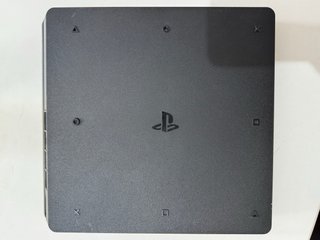 PACK PS4 SLIM + MONITOR PORTÁTIL + GTA V