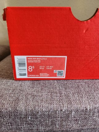 Nike Air Max LTD 3 Zapatillas Negras Rojas