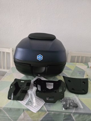 Baul Piaggio MP3 maleta moto topcase top case cofr