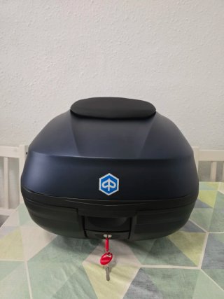 Baul Piaggio MP3 maleta moto topcase top case cofr