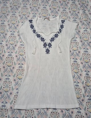 Blusa Blanca Boho Bordada Azul Talla Única