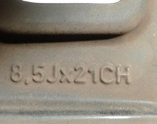 Land rover 5061944 j8a21007ka llanta range rover