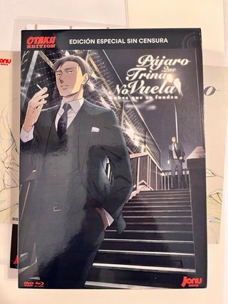 Pájaro que Trina No Vuela Película y Acrílico