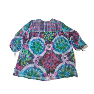 Custo Barcelona/ Blusa estampada 100% seda M