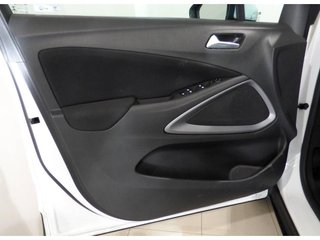 Opel Crossland X Selective 1.6T 73kW (99CV)