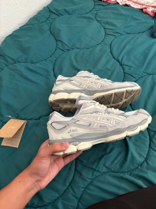 ASICS GEL-NYC Crema Beige/Gris