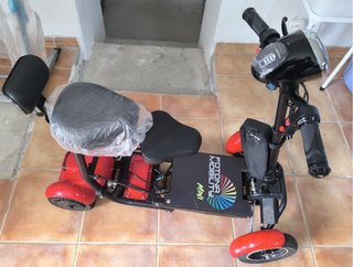 Scooter movilidad reducida plegable roja