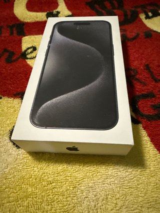 Caja iPhone 15 Pro