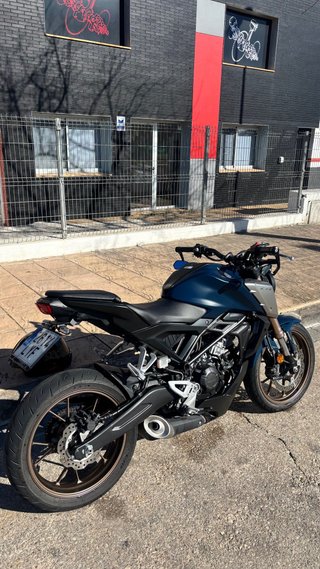 Honda CB125R