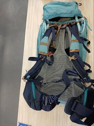 Mochila de montaña y trekking 45L+10L Mujer Forclaz MT500