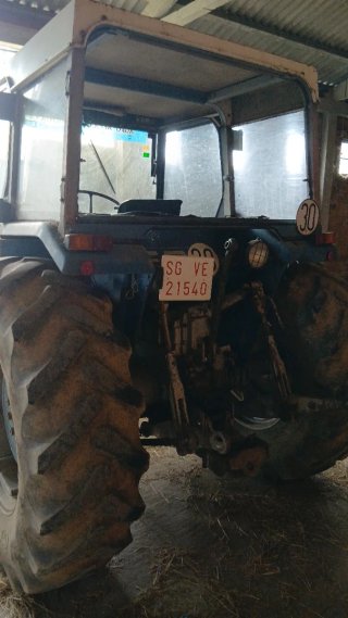 Tractor Ebro 6079