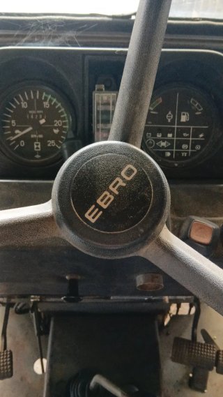 Tractor Ebro 6079