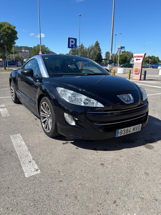 Peugeot RCZ 2012