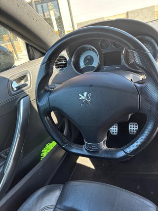Peugeot RCZ 2012