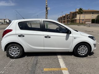 Hyundai i20 gasolina 5p revisado, 2 llaves, ITV