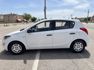 Hyundai i20 gasolina 5p revisado, 2 llaves, ITV