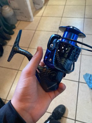 Carrete de pesca para siluro