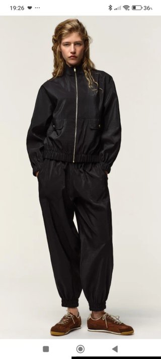 Cazadora fina Zara negra