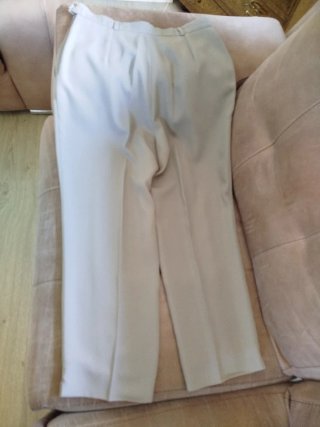 Traje chaqueta y pantalón gris piedra T44