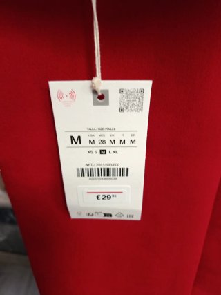 Traje rojo mujer chaqueta y pantalón de Zara