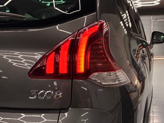 Peugeot 3008 2015