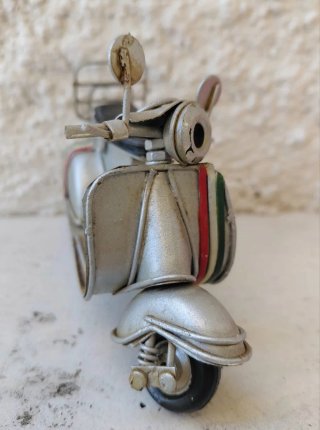 Modellino Vespa Tricolore