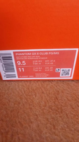 Botas de fútbol Nike Phantom talla 43